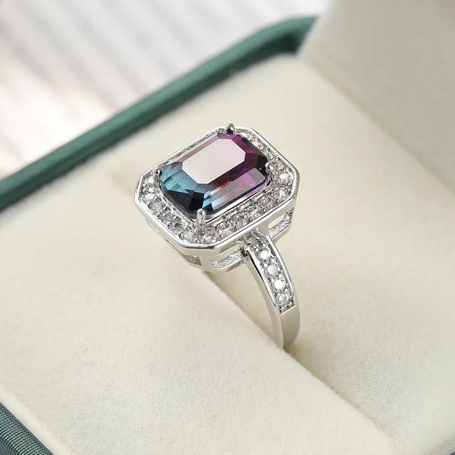 Beautiful Tourmaline Cut Nano Simulated Zultanite Color Change Diaspore Women Wedding Cocktail Ring 925 Sterling Plata