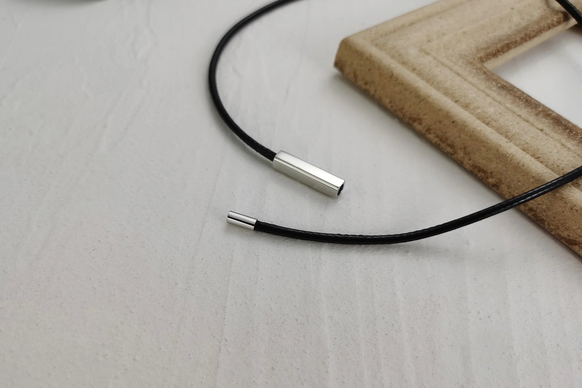 Choker for Men Black Rope Necklace with Magnetic buckle