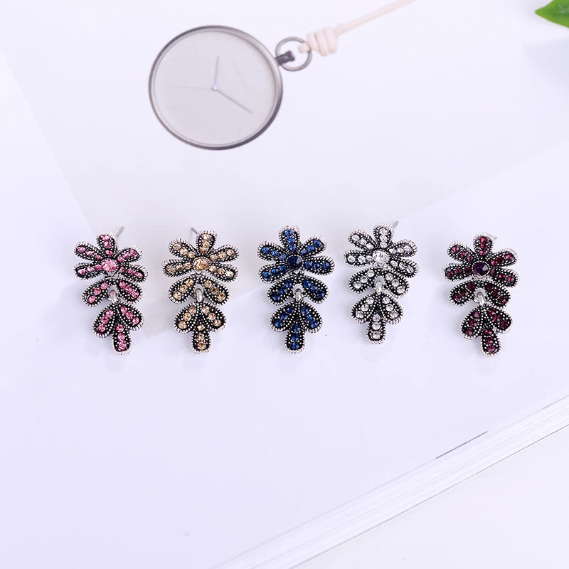 Sparkling Rhinestone Flower Petals Drop Earrings Silver Color Women Piercing Earrings Trendy Christmas Party Jewelry Gift 2019