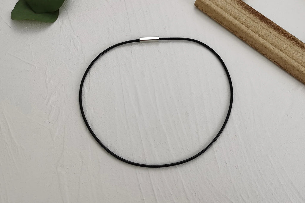 Choker for Men Black Rope Necklace with Magnetic buckle