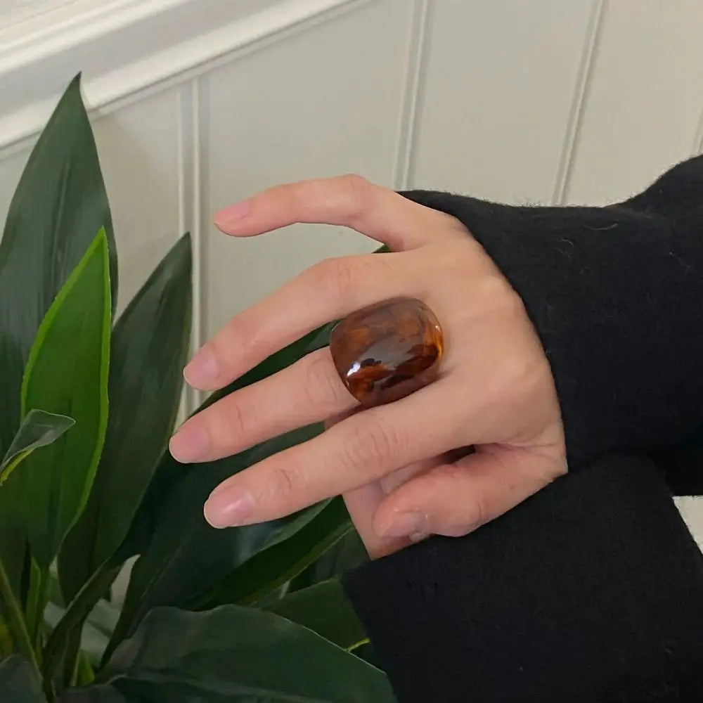 New Geometric Wide Face Chunky Ring Vintage Women Large Finger Rings Resin Exaggerated Punk Jewelry