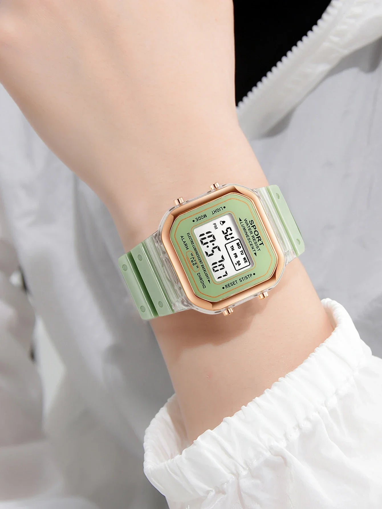 New Children's LED Digital Watch Student Multi Functional Outdoor Sports Watch Minimalist Men's and Women's Electronic Watch