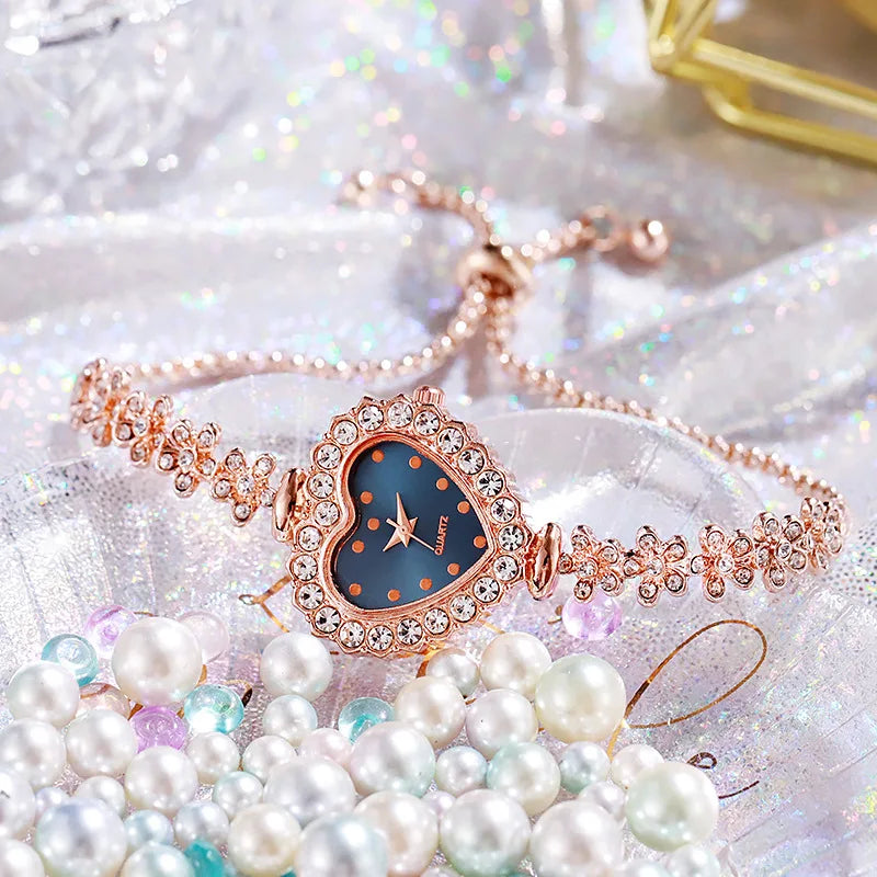 Ladies' Fashion And Exquisite Heart-Shaped Dial Quartz Watch for Women（Without Box）