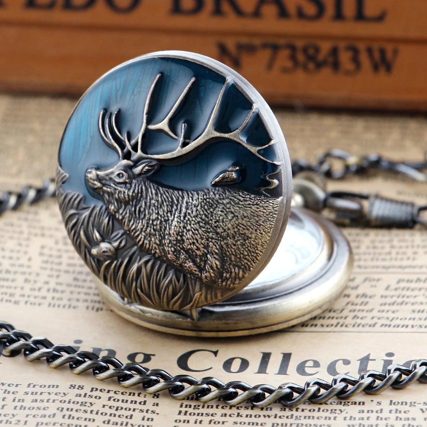 Exquisite Animal Reindeer Green/red Oil Painting Quartz Pocket Watch Vintage Pendant Bracelet Men's and Women's Clock Gifts