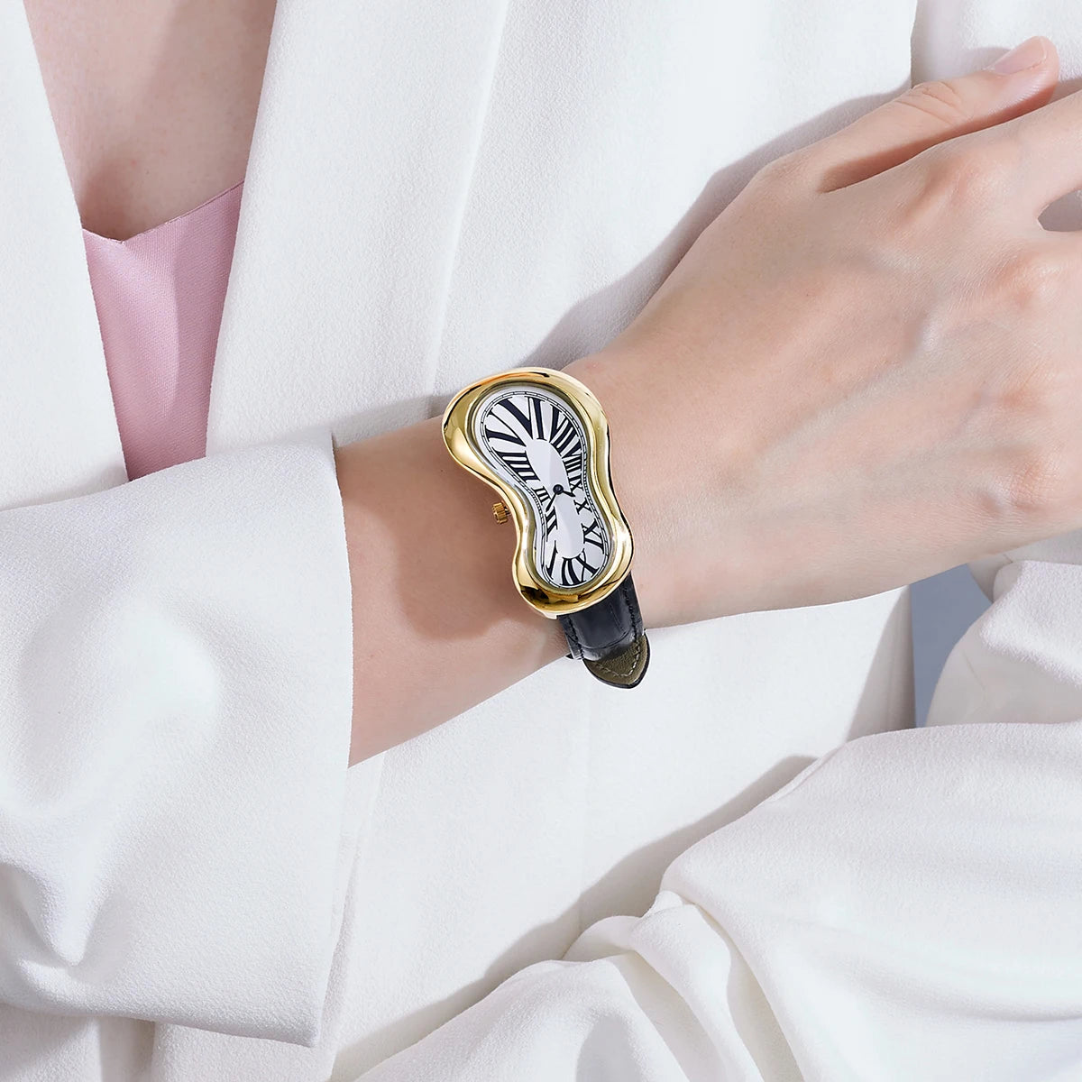 2025 new irregular shaped watch melting twisted shape y2k fashionable retro niche men's watch ins style quartz watch