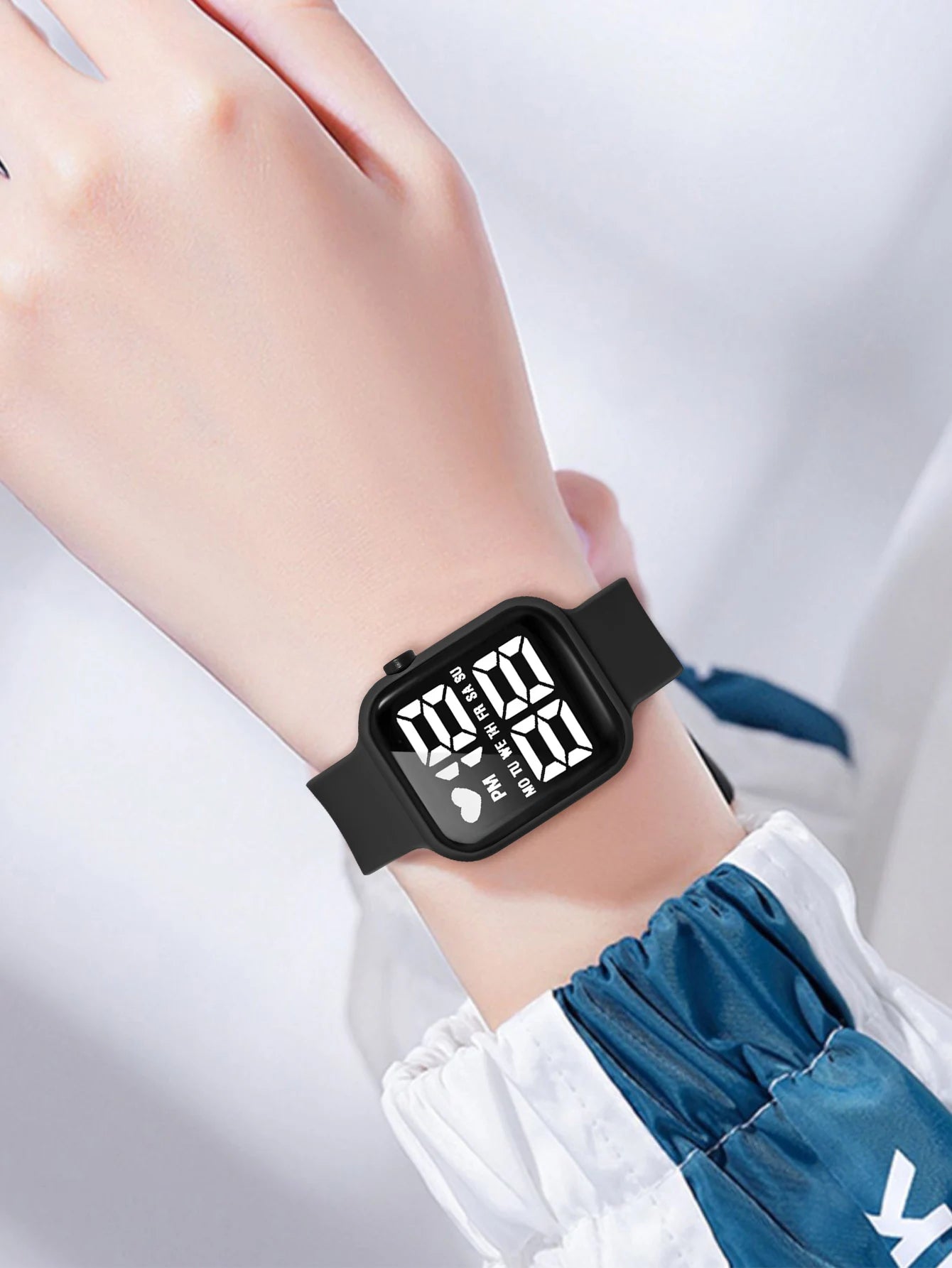 Children's Electronic Watch With heart-shaped Date Display Minimalist Sports Electronic Watch Student Daily Life Digital Watch