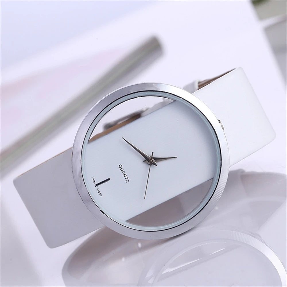 Fashion Women Watches Famous Hollow Ladies Wrist Watch Women Transparent Leather Strap Quartz Watch Relogio Feminino Clock