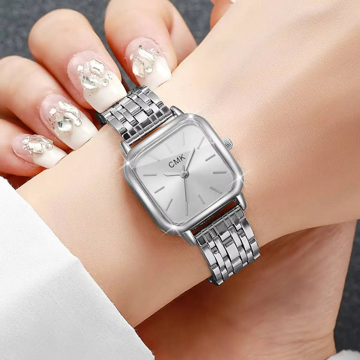 1/2/3/4/6PCS Fashion Women Watches Simple Square Dial Ladies Quartz Wristwatch Reloj Mujer（Without Box）