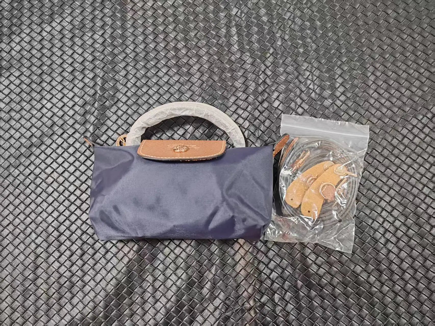 Fashionable New Non Perforated Nylon Bag Portable with Shoulder Straps Multifunctional Shoulder Bag Dumpling Bag Mini Handbag