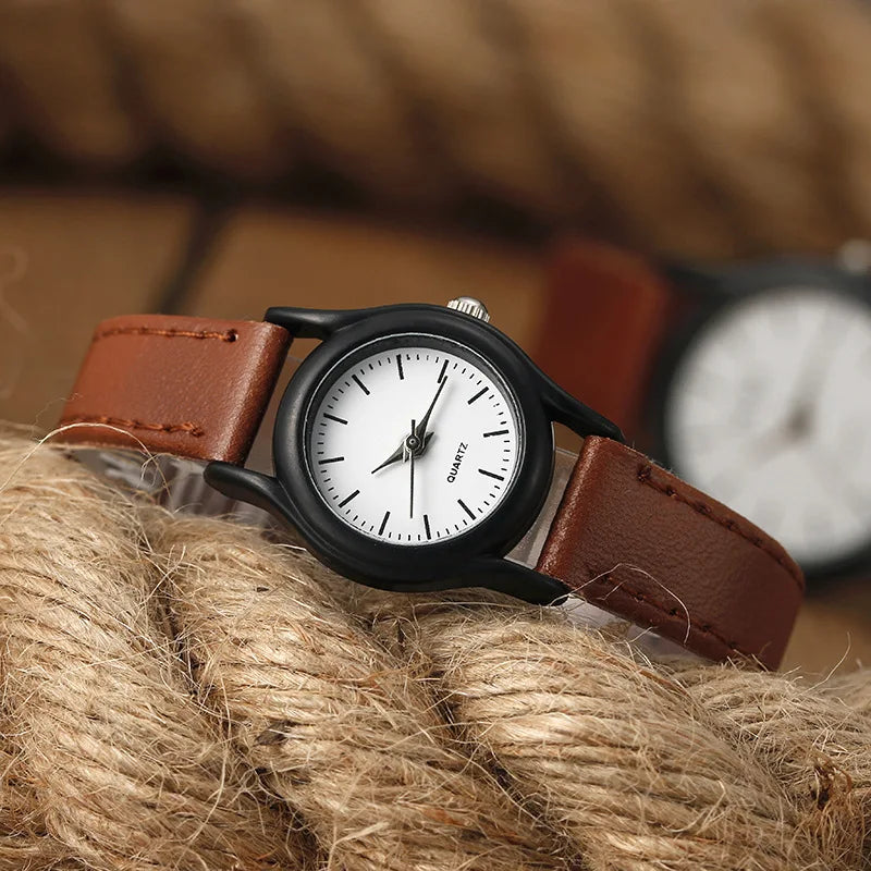 Simple Vintage Classic Couple Watches 2025 Women for Men Watches New Leather Strap Quartz Wristwatches Relogio Montre