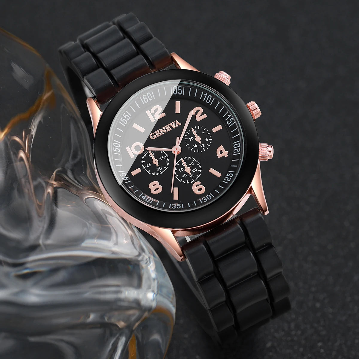 4PCS/Set Couple's Watches Fashion Silicone Band Women Quartz Watch Heart Bracelet Set（Without Box）